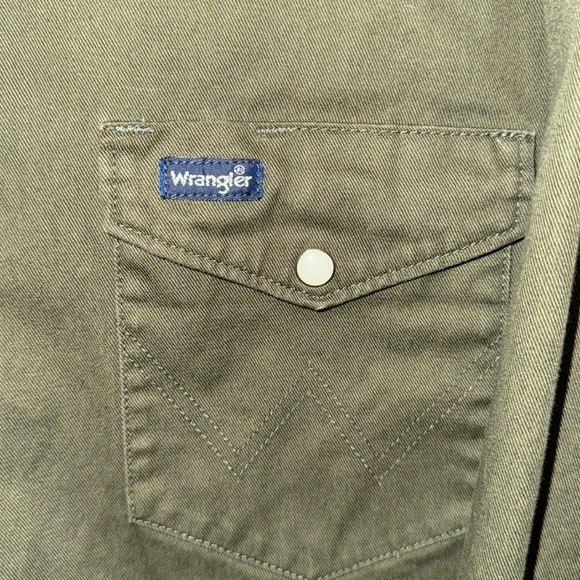 Wrangler Shirt Pearl Snap Army Green size 2XL Tall Heavy Cottom/Canvas Like - Picture 3 of 5